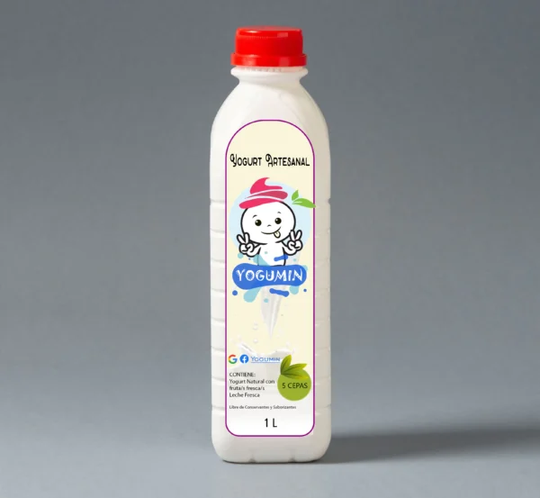 Botella de 1 litro de yogurt natural artesanal sin azúcar, elaborado con leche fresca de vaca y cultivos vivos.